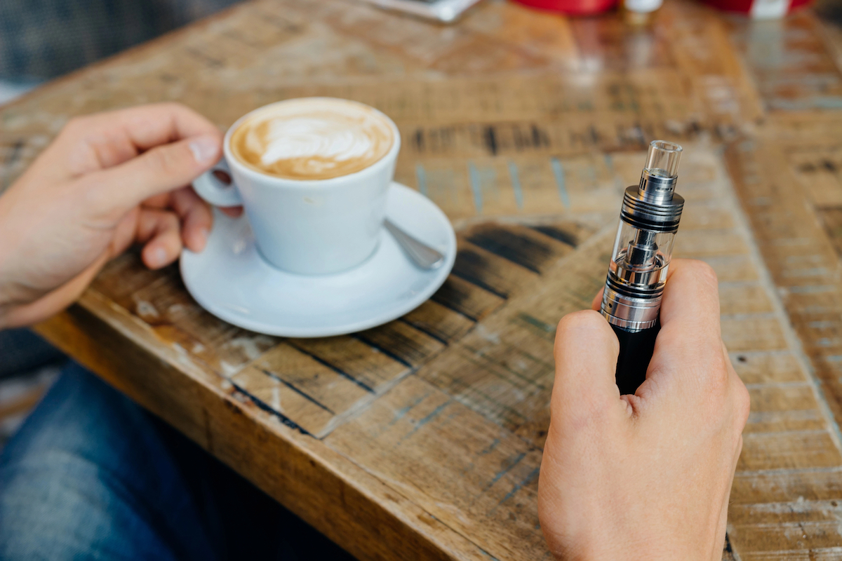 Exploring the World of Luxury Vape Lounges | Lux Expos