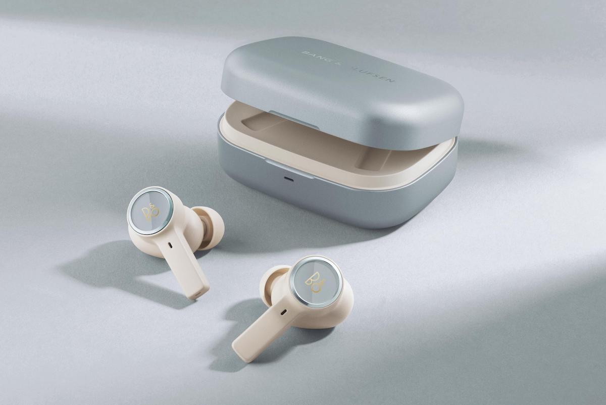 【hii】Bang & Olufsen Beoplay EX Bang & Olufsen Introduces the Exclusive Beoplay EX in Hazy Blue