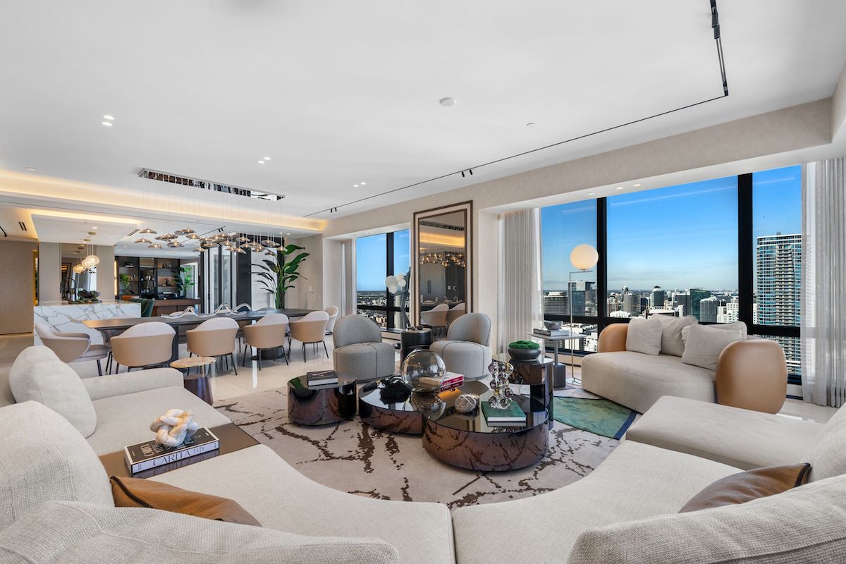 Photo inspiration: Lux Exposé Your Premier Luxury Lifestyle Magazine Photo Inspiration